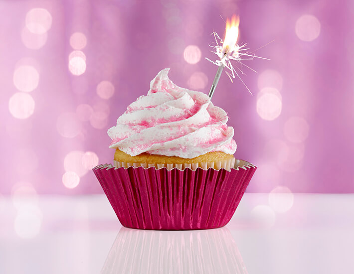 cake-mate-dessert-dazzler-cupcakes-home