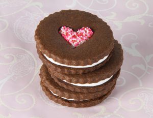 Valentine Linzer Cookies